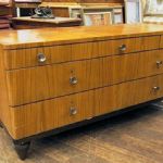 181 1189 CHEST OF DRAWERS